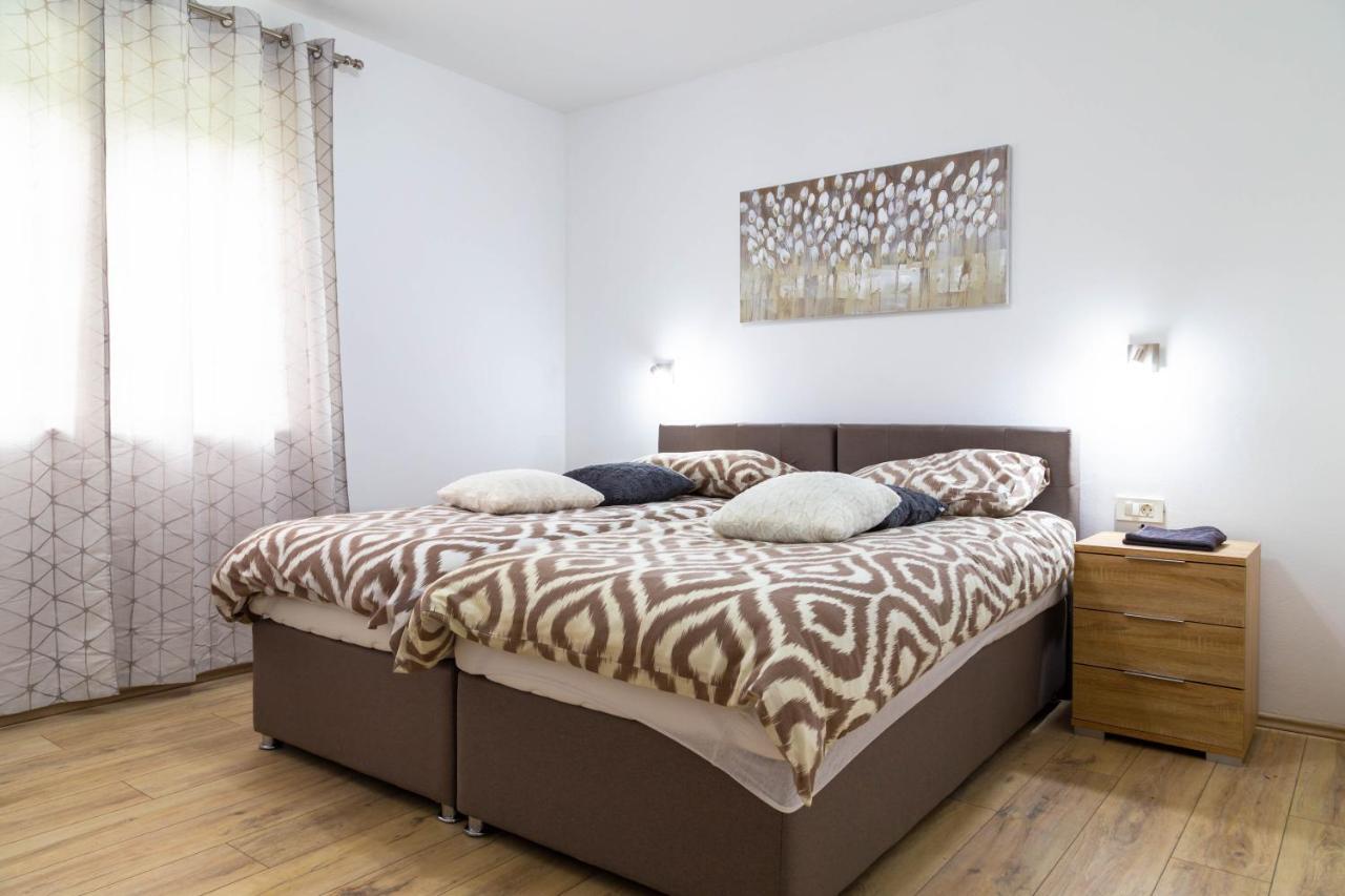 Apartments Raspolic Kastav Buitenkant foto